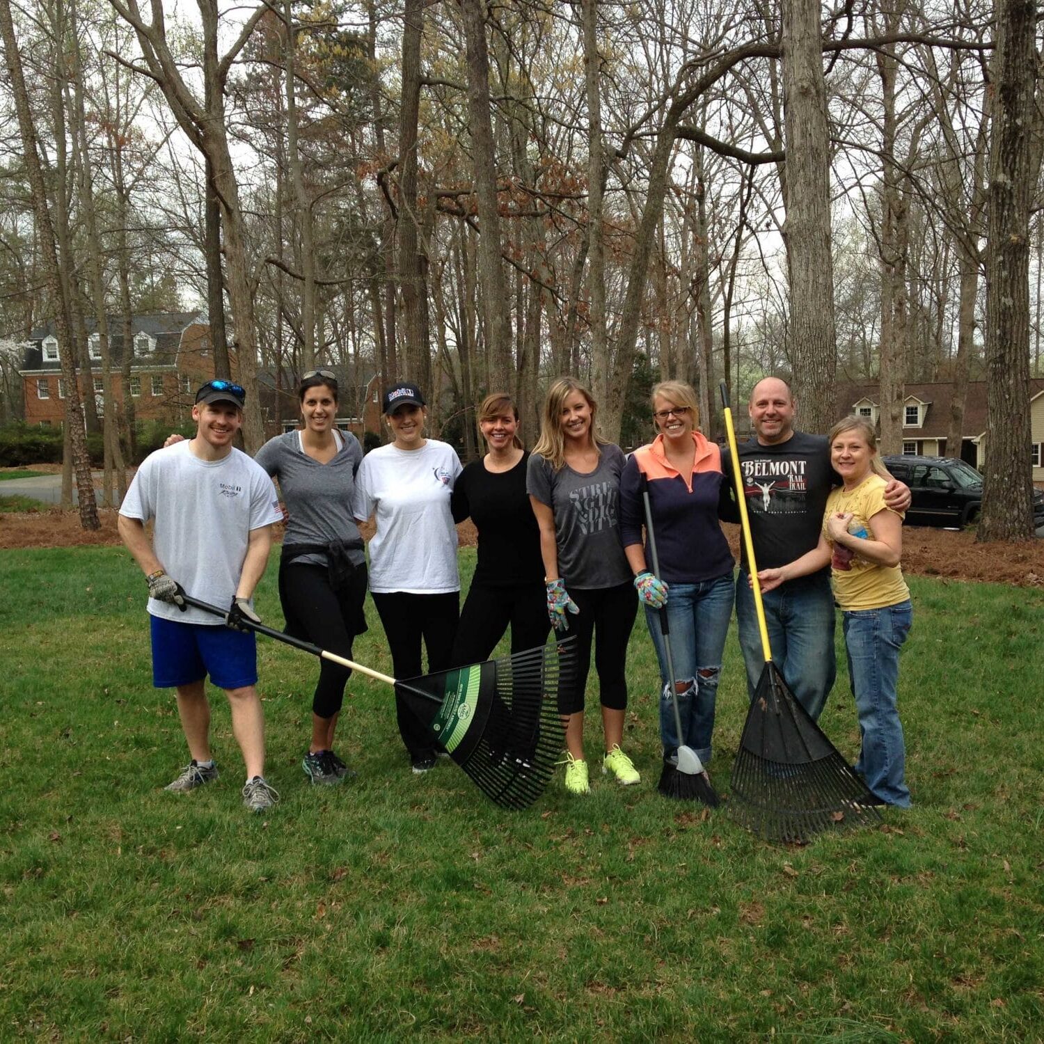 GMR-Markeing-Yard-Volunteers